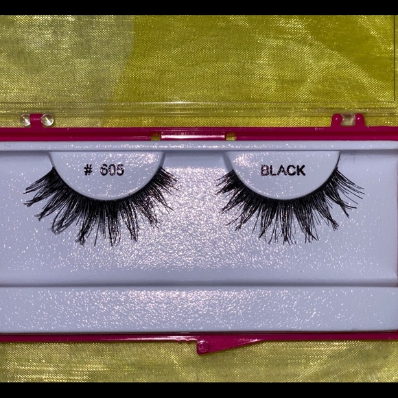 Eyelashes (dozen) - Picture 4 of 4